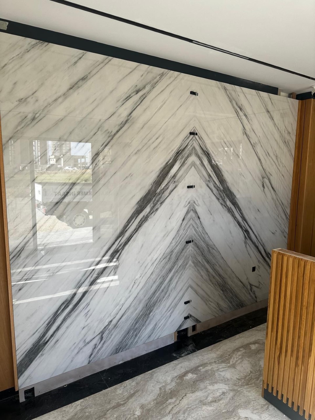 Anatolia Porselen Calacatta Carrera