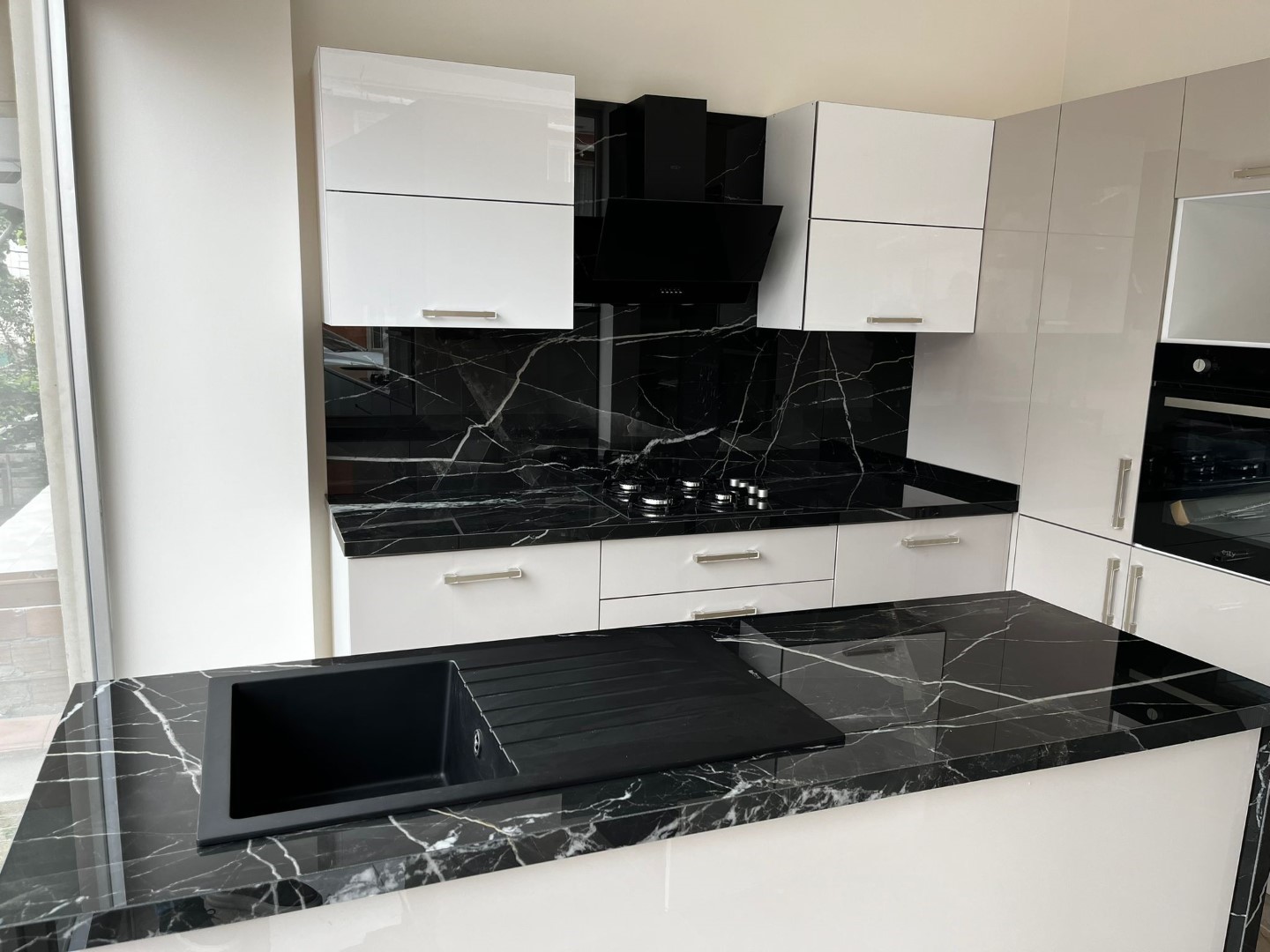 Anatolia Porselen Calacatta Noir